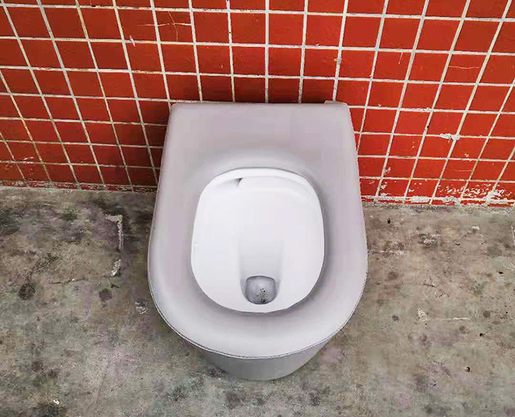 防撞馬桶.jpg