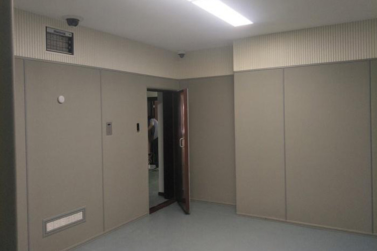 辦案區(qū)防撞軟包正確施工方法，審訊室，談話室，留置室軟包廠家